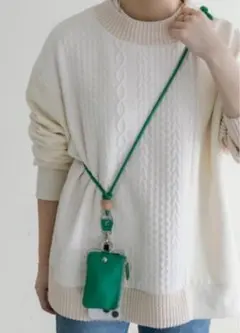 ear PAPILLONNERイアパピヨネ　カードケース　モバイルショルダー