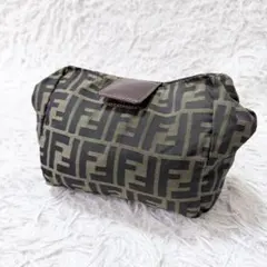 FENDI ズッカ柄　アクセサリーポーチのサムネイル