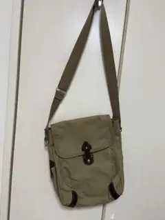 Stitch on 帆布 縦型 ショルダーバッグ ベージュ　 キャンバス