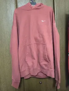 NIKE ナイキ　パーカー　レッド　裏起毛