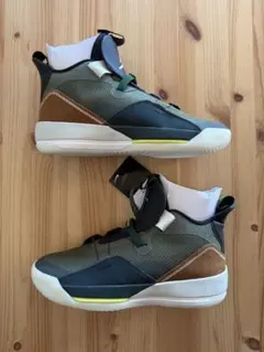 Travis Scott × Nike Air Jordan 33 NRG