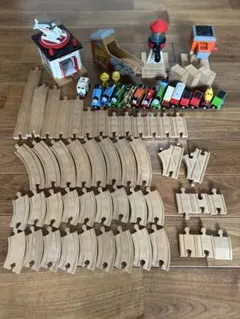 きかんしゃトーマス　木製　ラーニングカーブ　ハロルドのレスキューセット