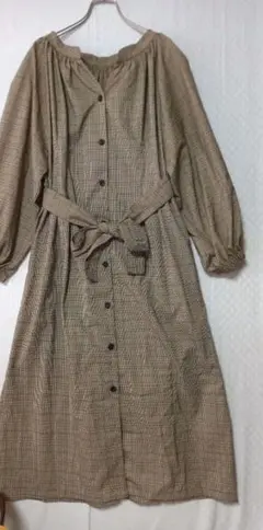 （9298）ブラウン チェック柄 長袖 ワンピース　共布ベルト付　F