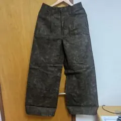 soerte バギーパンツ