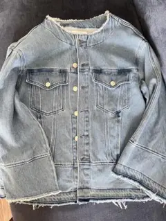 H&M デニムジャケット ノーカラー フリンジ加工 XSのサムネイル