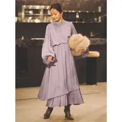 【最終値下げ】anuans ギャザーボリュームティアードワンピース