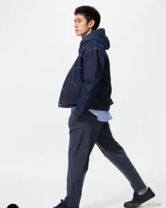 UNIQLOウルトラストレッチパンツ　69ネイビーM