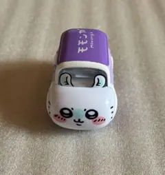 【美品】ちいかわモモンガ　トミカ