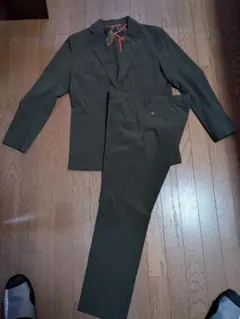 新品未使用ジーステージ　セットアップスーツ　カーキ