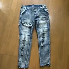 ダメージ加工 ライトブルーデニムパンツ