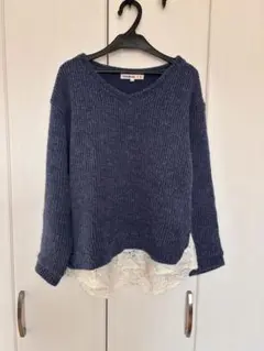 ネイビー Vネックニット　セーター　L