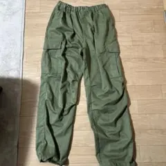 カーゴパンツ