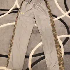 Under Armour アンダーアーマー ナイロン パンツ YXL