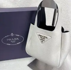 2026年最新】prada vit.daino softの人気アイテム - メルカリ