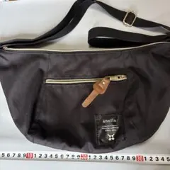 anello ブラック ボディバッグ