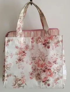 Item thumbnail for item 03259d58-9f6d-428f-8a3d-a01d0e500f3e