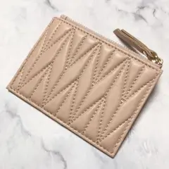 【新品未使用】本革フラグメントケース　羊革　キルティングレザー　財布　ベージュ