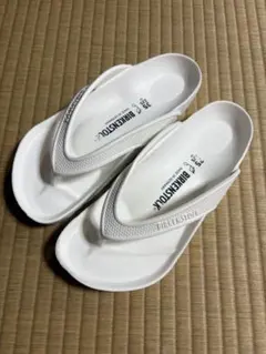 BIRKENSTOCK サンダル ホワイト 35 22.5cmのサムネイル