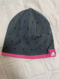 adidas リバーシブル　ニット帽