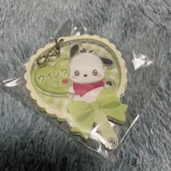 サンリオ　カスタムアクリルチャーム　うちわ　ポチャッコ