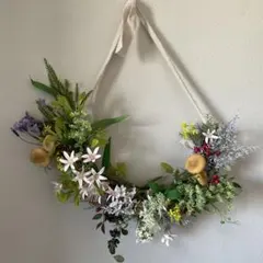 アンティーク紫陽花のシックな流れのあるリース スモークツリー クラス