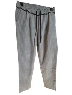 NINE グレーのストライプ スラックス テーパードスラックス　サイズ0