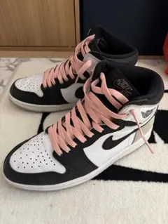 Nike Air Jordan 1 ブリーチドコーラル
