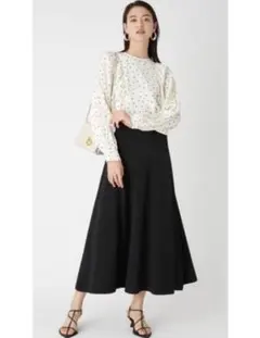 Mila Owen ハイラインパネル切替フレアニットスカート　ブラック　1サイズ