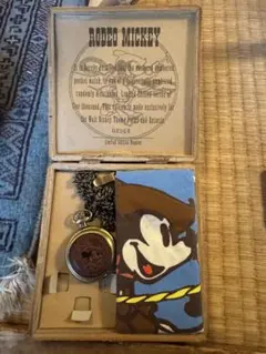 非売品 ウォルトディズニーホームビデオ Disney70周年記念 懐中時計 