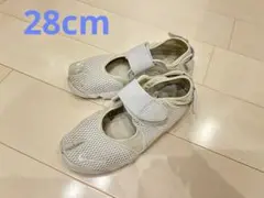 Item thumbnail for item 841270e7-3ae8-4766-9230-22202134f0b0