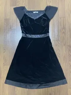 ワールド SPB ワンピース　黒のサムネイル