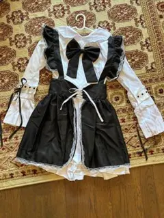 メイド服　コスプレ　欠品無し　カチューシャ、予備紐あり　コメント値引きあり