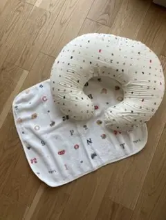 赤ちゃんの城　授乳クッション+ブランケット　セット