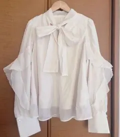 GRL　ボウタイオーガンジーフリルブラウス