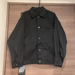美品☆GUジーユー　ブラック ボタン付き ジャケットSサイズ