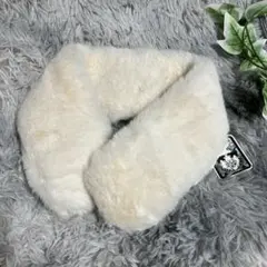 ホワイト ファー マフラー スナップボタン