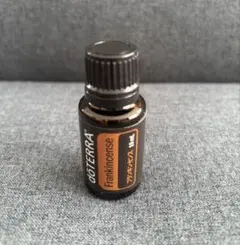 doTERRA ドテラ フランキンセンス ホリデーラブのサムネイル