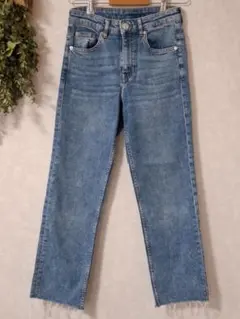 H&M DIVIDED ストレートデニム EUR36 UK8 ライトブルー