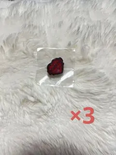 TREASURE FC限定 カプセルトイ ピンバッジ ドヨン