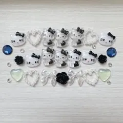 キティちゃん 黒 ネイルパーツ デコパーツ 10個セット おまけ付き