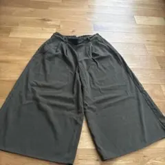 オリーブグリーン ゴムウエスト ワイドパンツ