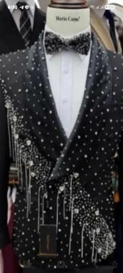 7,000円値引き(3/20迄) ビーズ装飾 黒 タキシード、スーツ、