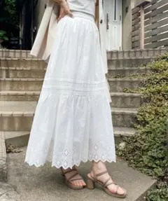 新品同様タグ付きナイスクラップ♥️スカラップレーススカート