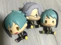 ツイステッドワンダーランド デフォルメフィギュア フロイド、アズール