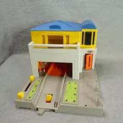 モータートミカ タウンハウス オートガレージ 付き - メルカリ