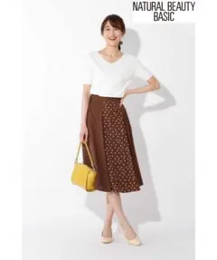 ナチュラルビューティーベーシック [洗える]ミックスドットプリントスカート