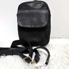 【訳あり】ポシェット PROVENZANO ショルダーバック レザー ブラック