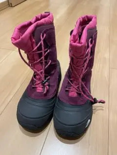 スノーブーツ23.5センチノースフェイス
