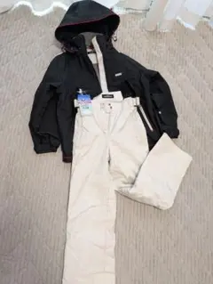 PITTAK スキーウェア 黒ジャケット 白パンツセット