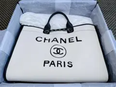 【新品未使用】シャネル ドーヴィル ラージ トートバッグ ホワイト CHANEL